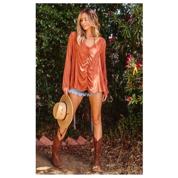 โ๐ผ #1380 Fun Rusty Ruched Stone Washed V Neck Long Sleeve Top - Picture 9 of 17
